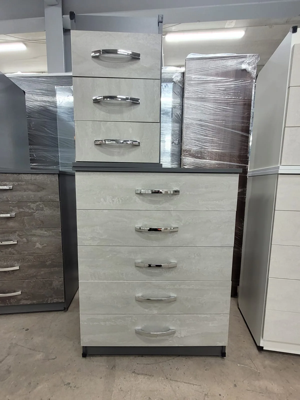 Sliding mirrored wardrobe in a graphite finish